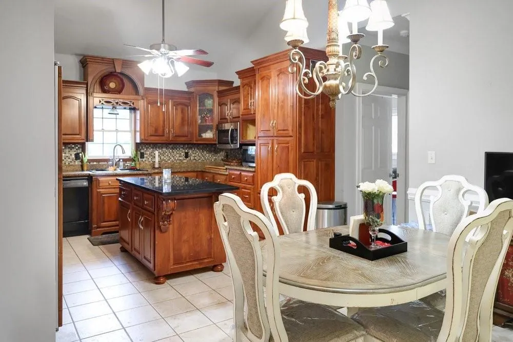 107 Cedar Pond Road Hartwell, GA 30643