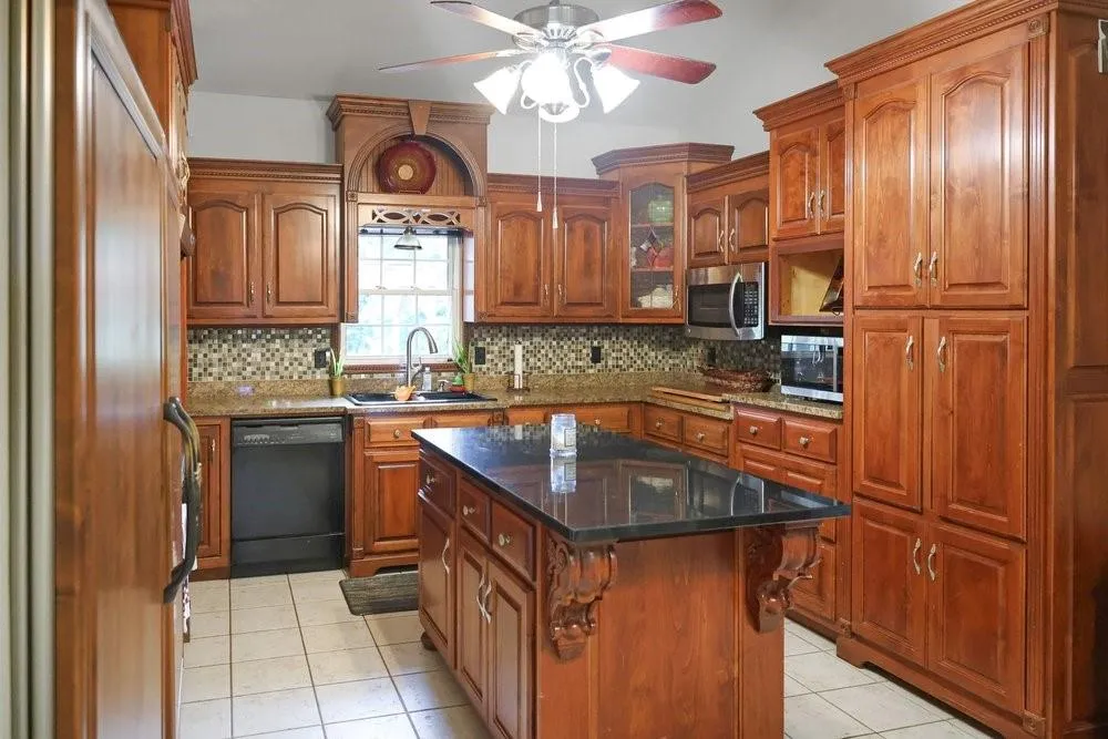 107 Cedar Pond Road Hartwell, GA 30643
