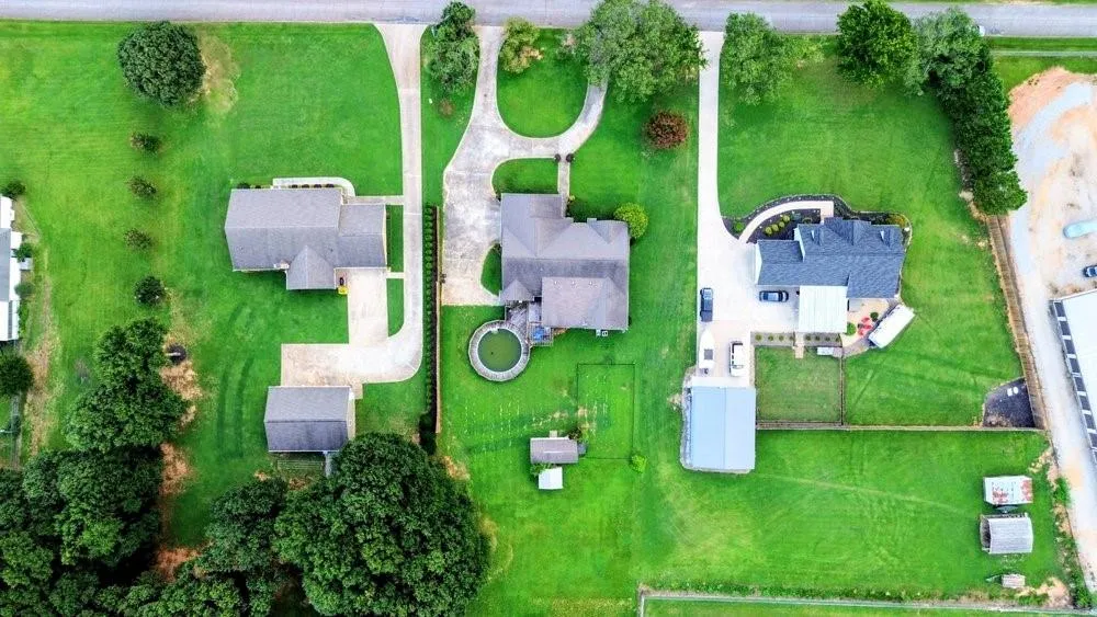 107 Cedar Pond Road Hartwell, GA 30643