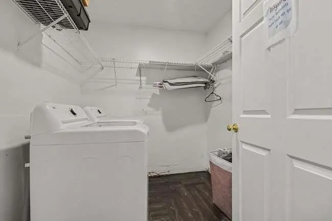 985 Under Ct Sugar Hill, GA 30518