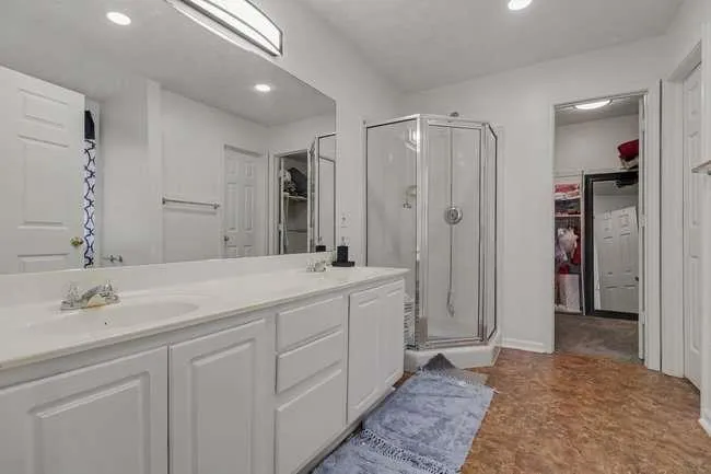 985 Under Ct Sugar Hill, GA 30518