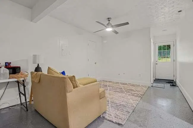 985 Under Ct Sugar Hill, GA 30518