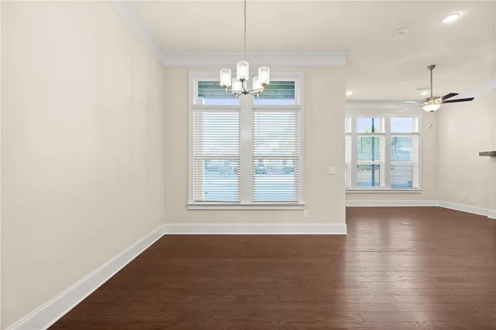 136 Village Green Avenue Woodstock, GA 30189