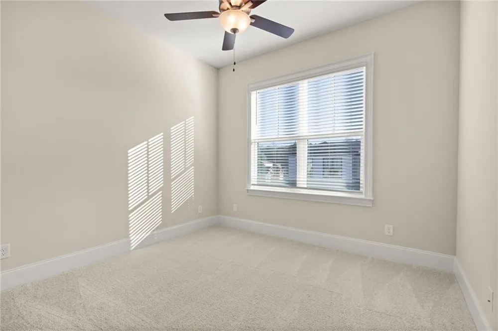 136 Village Green Avenue Woodstock, GA 30189