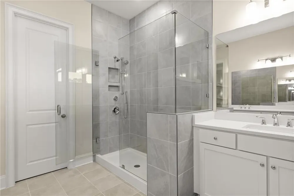 136 Village Green Avenue Woodstock, GA 30189