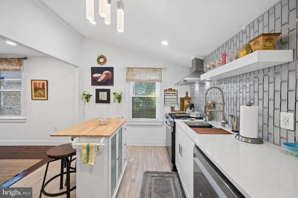 3355 FALLS ROAD Baltimore, MD 21211