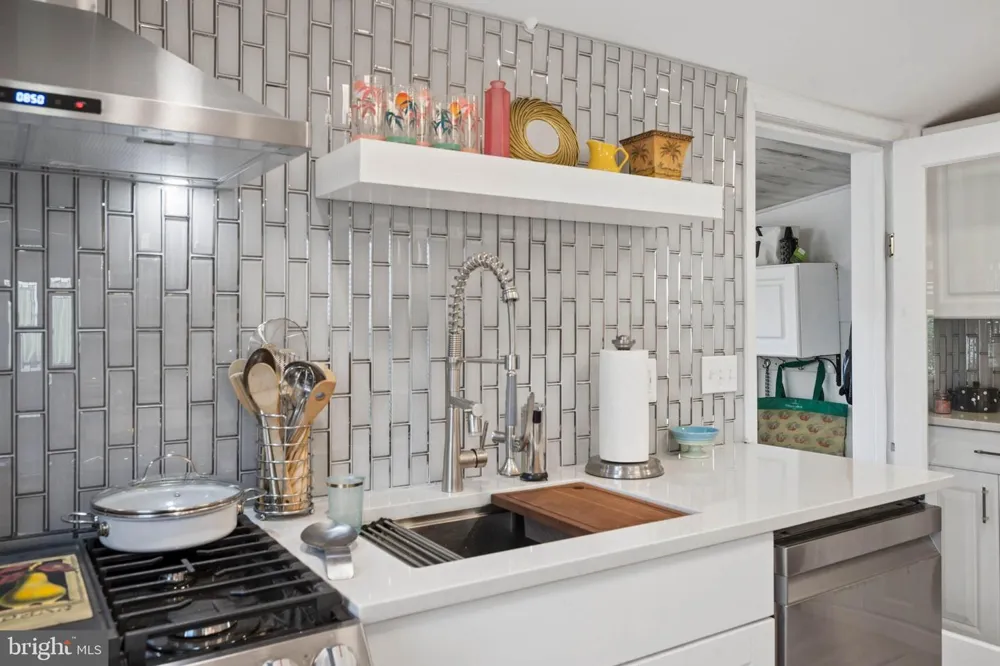 3355 FALLS ROAD Baltimore, MD 21211