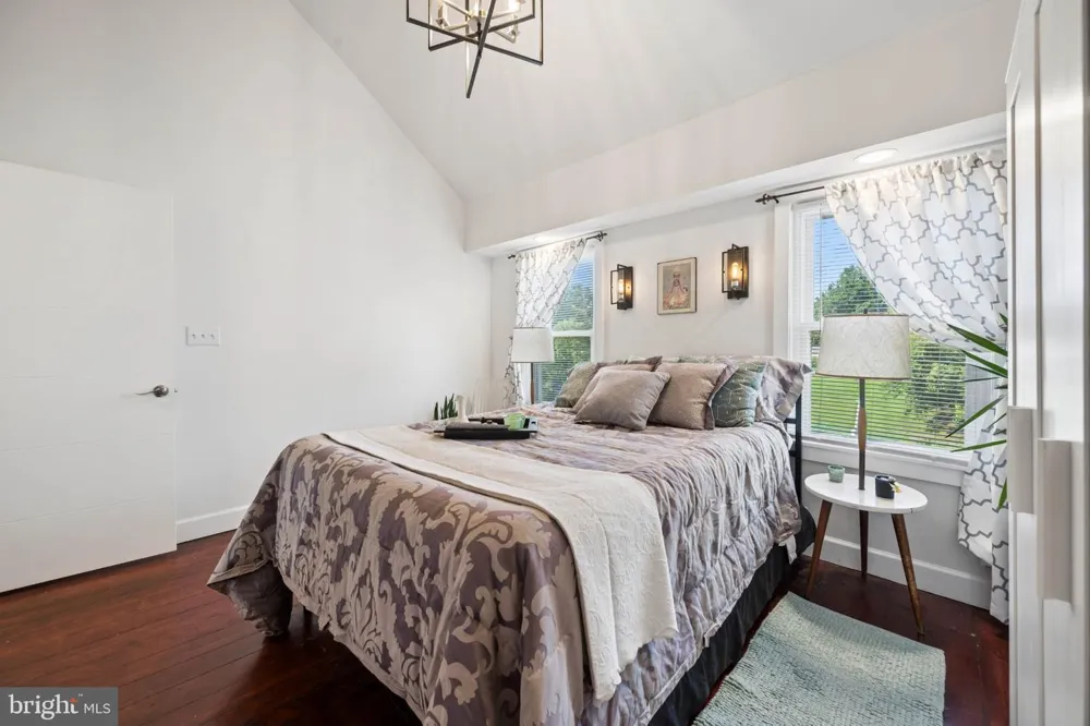 3355 FALLS ROAD Baltimore, MD 21211