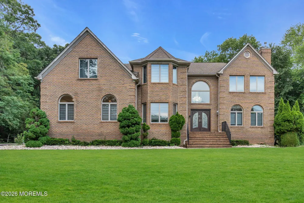 14 Black Walnut Way Marlboro, NJ 07746