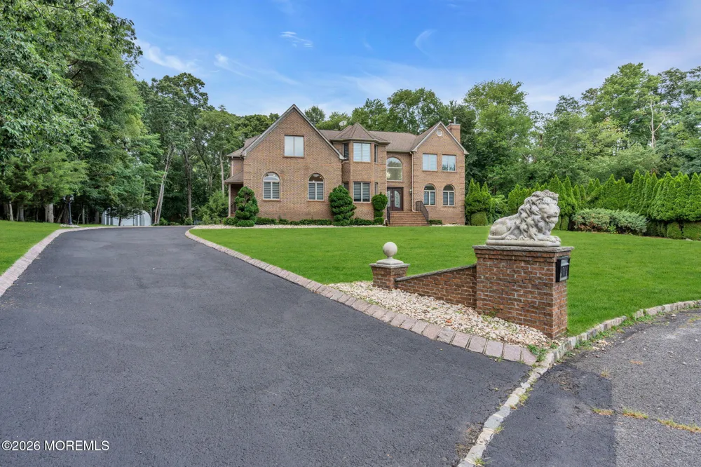 14 Black Walnut Way Marlboro, NJ 07746
