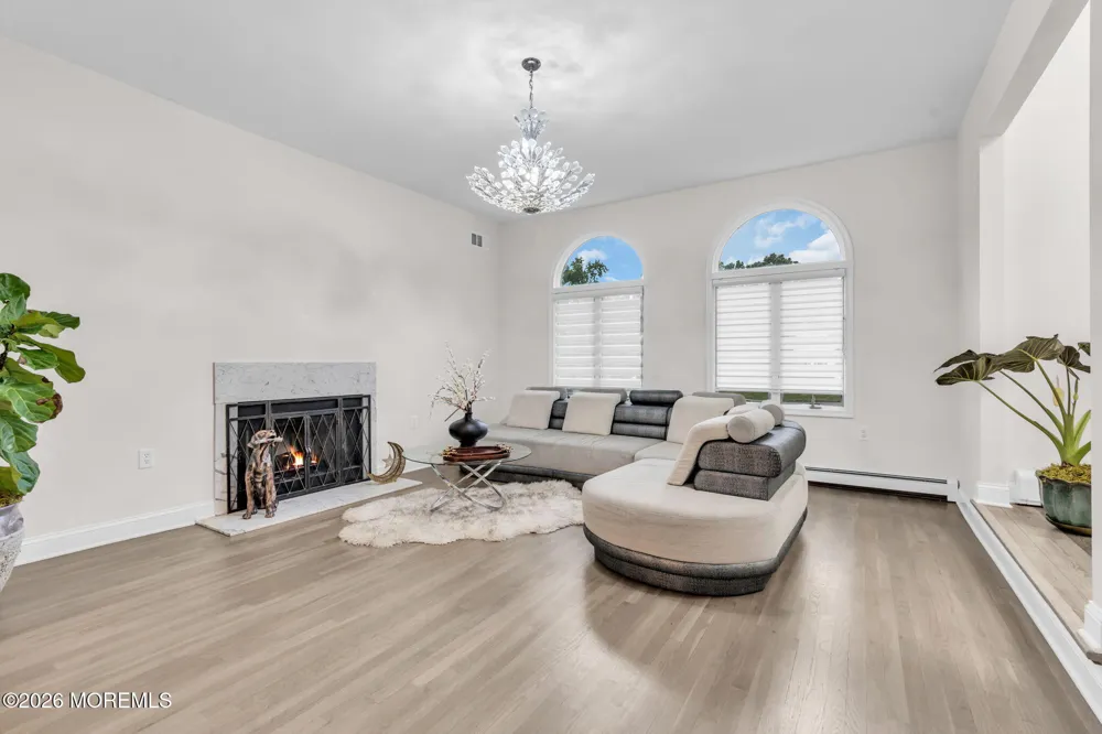 14 Black Walnut Way Marlboro, NJ 07746
