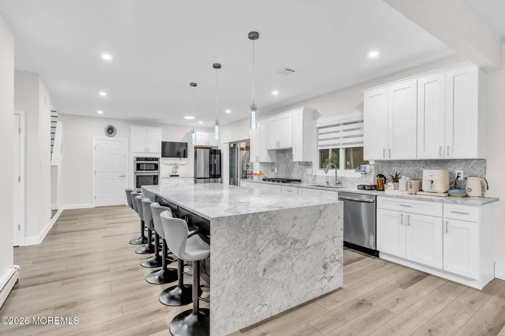 14 Black Walnut Way Marlboro, NJ 07746