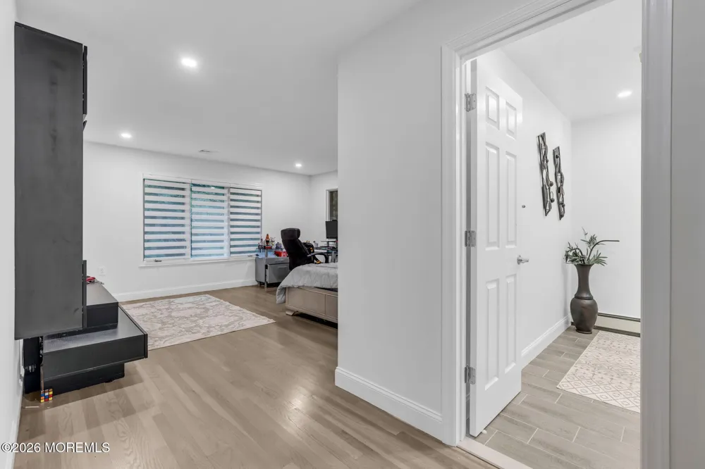 14 Black Walnut Way Marlboro, NJ 07746