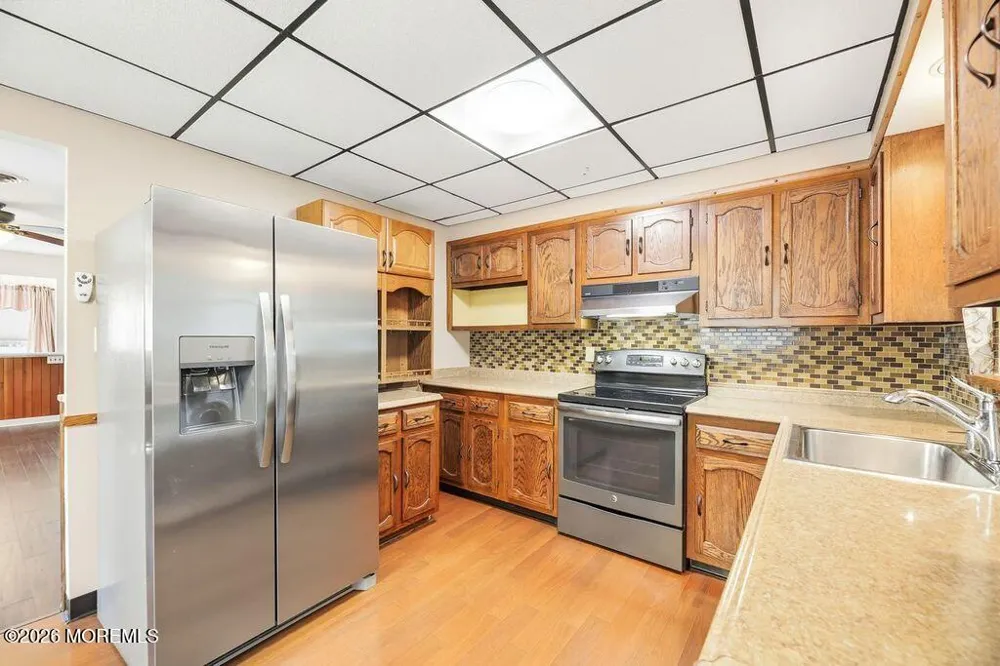 5 Revere Court Whiting, NJ 08759