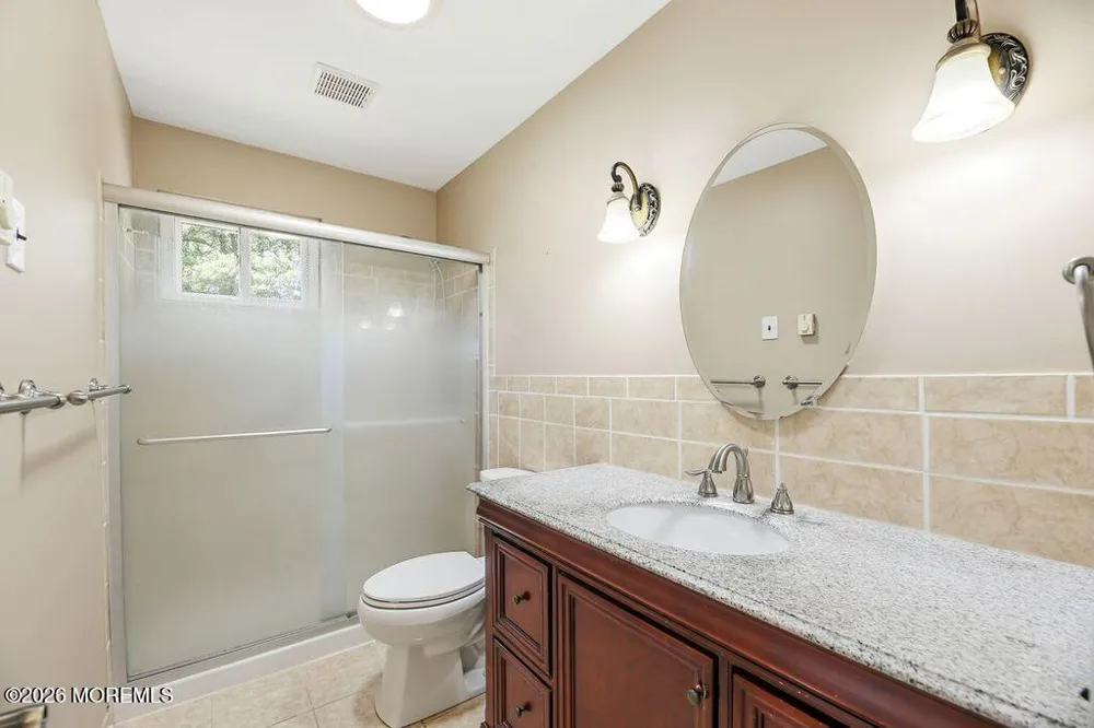 5 Revere Court Whiting, NJ 08759