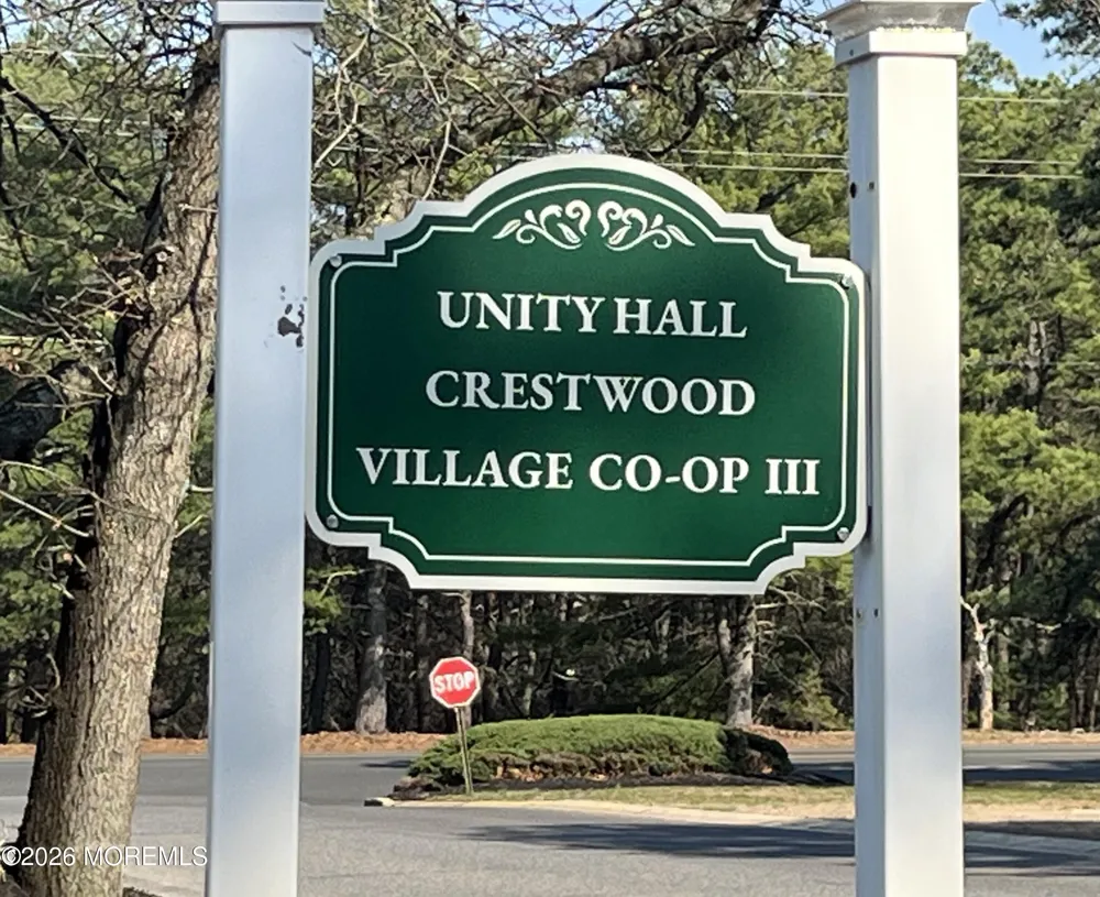 5 Revere Court Whiting, NJ 08759