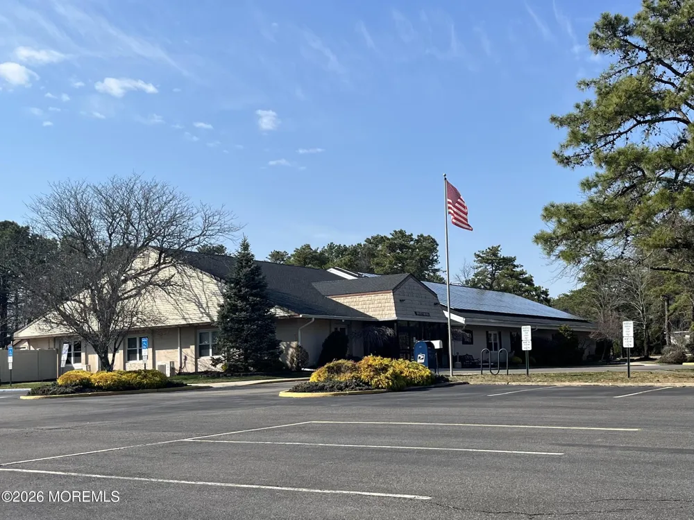 5 Revere Court Whiting, NJ 08759