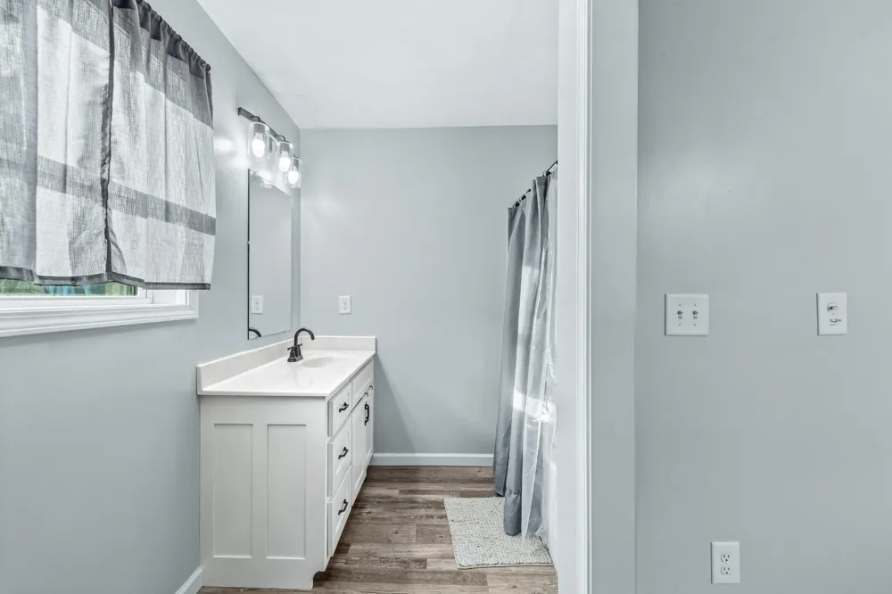 234 N Walnut St Hohenwald, TN 38462