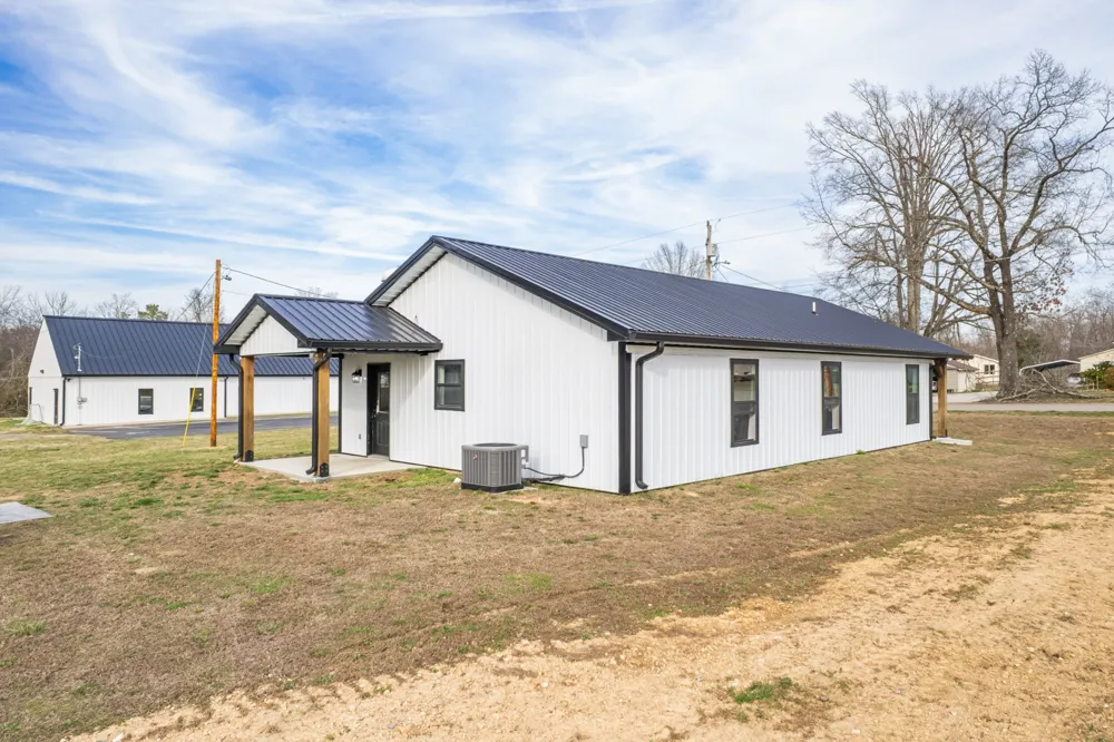 234 N Walnut St Hohenwald, TN 38462