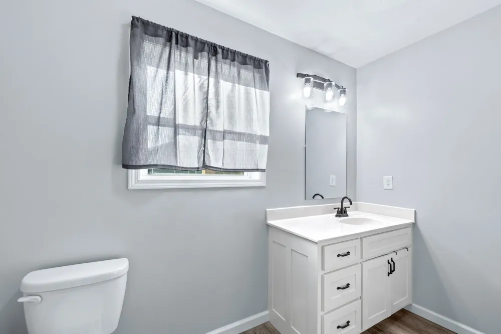 234 N Walnut St Hohenwald, TN 38462