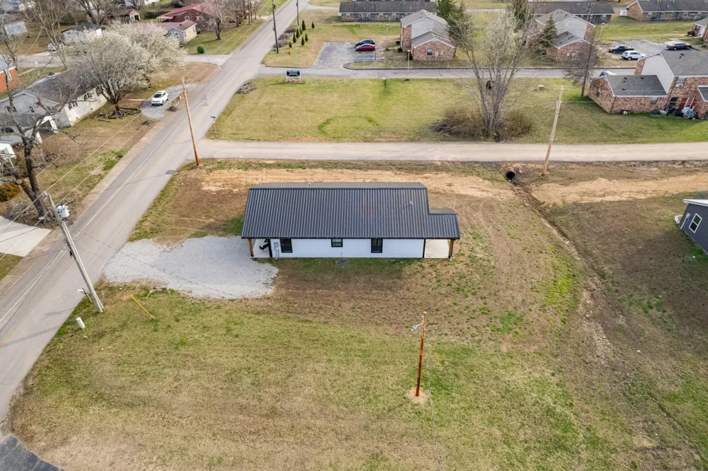 234 N Walnut St Hohenwald, TN 38462