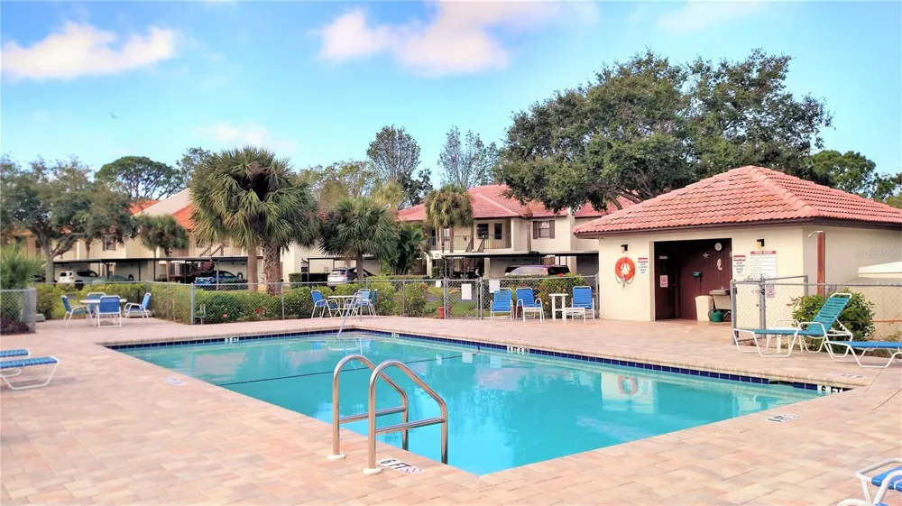 307 PINE HOLLOW CIRCLE #307 Englewood, FL 34223