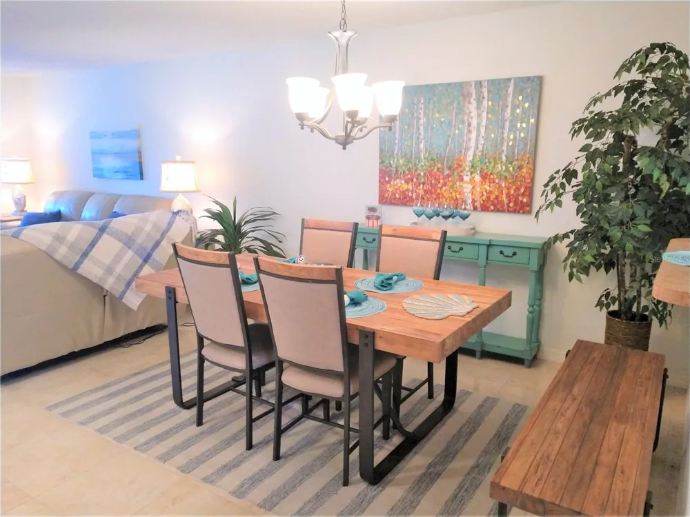 307 PINE HOLLOW CIRCLE #307 Englewood, FL 34223
