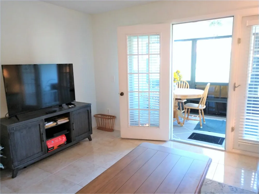 307 PINE HOLLOW CIRCLE #307 Englewood, FL 34223