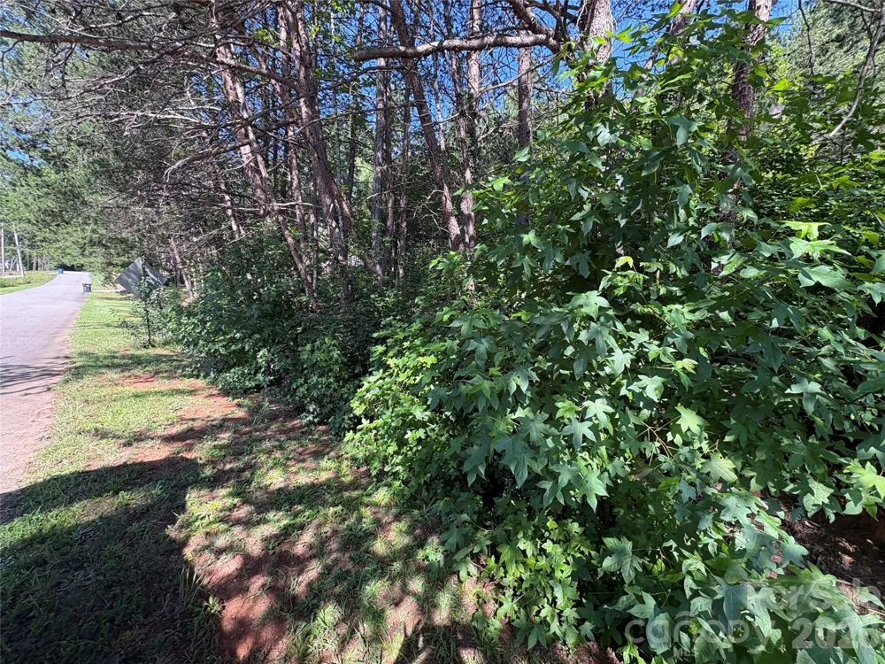 127 S Yadkin River Road Statesville, NC 28625