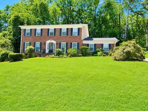 3683 Tree Bark Trail