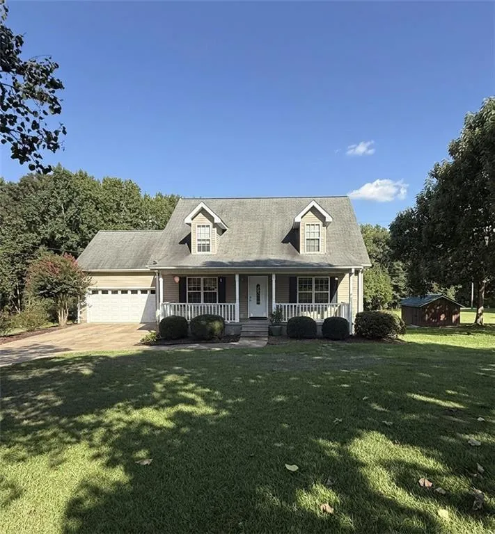 1986 Hewell Road NW Dewy Rose, GA 30634