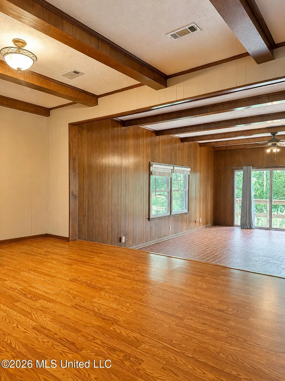1612 Moonmist Drive Yazoo City, MS 39194