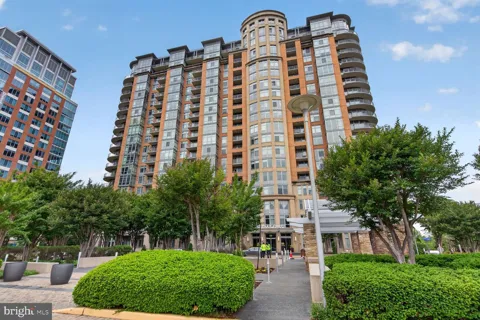 8220 CRESTWOOD HEIGHTS DRIVE #719