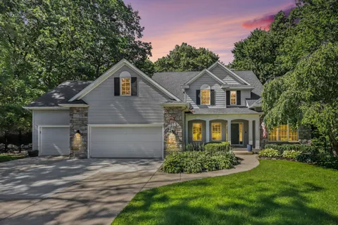 6390 Shugarbush Trail