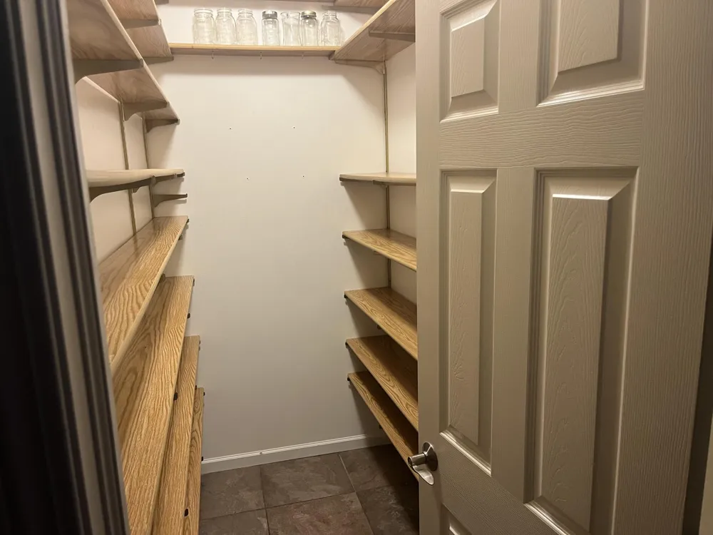 6390 Shugarbush Trail Kalamazoo, MI 49009