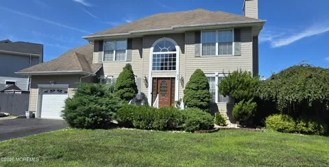 30 Heritage Drive