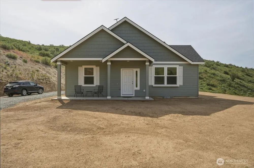 390 True Blue Lane Chelan, WA 98816
