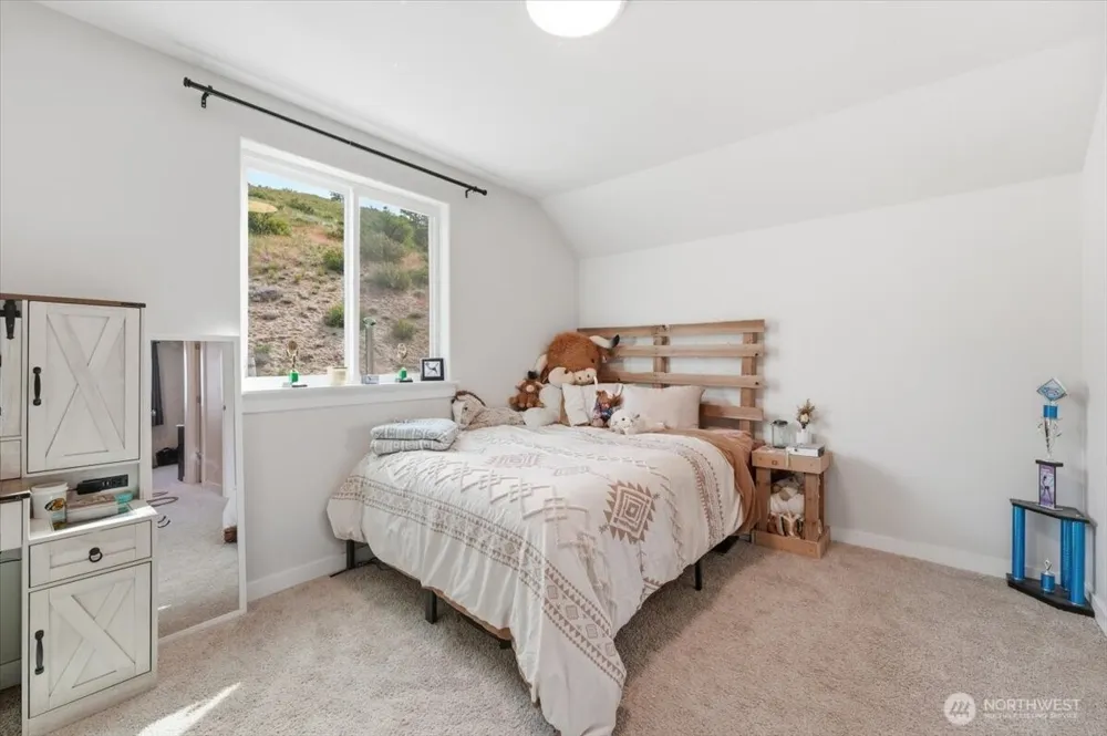 390 True Blue Lane Chelan, WA 98816