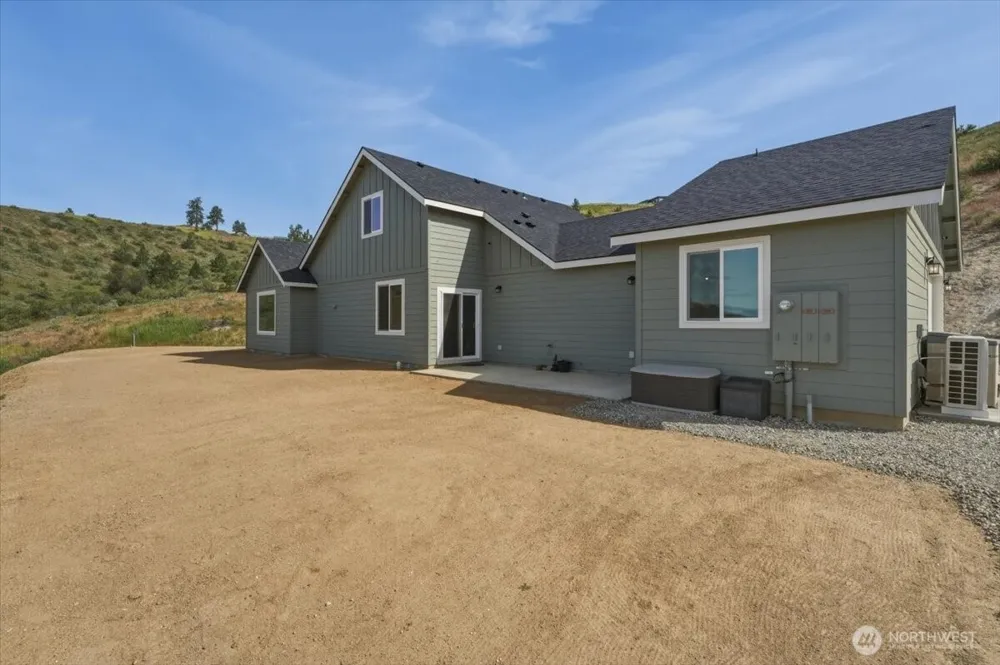 390 True Blue Lane Chelan, WA 98816