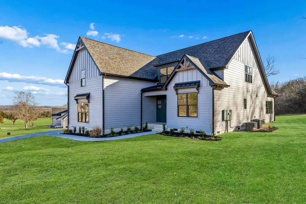 13841 Cainsville Rd Lebanon, TN 37090