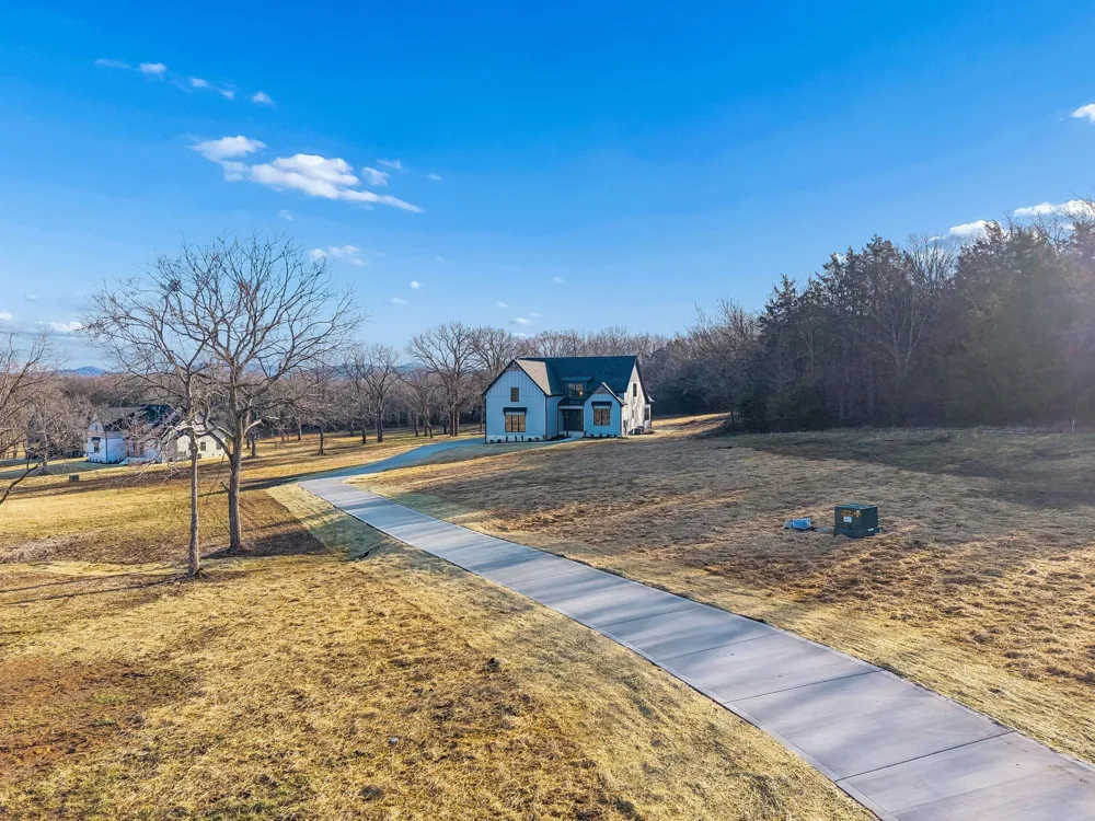 13841 Cainsville Rd Lebanon, TN 37090