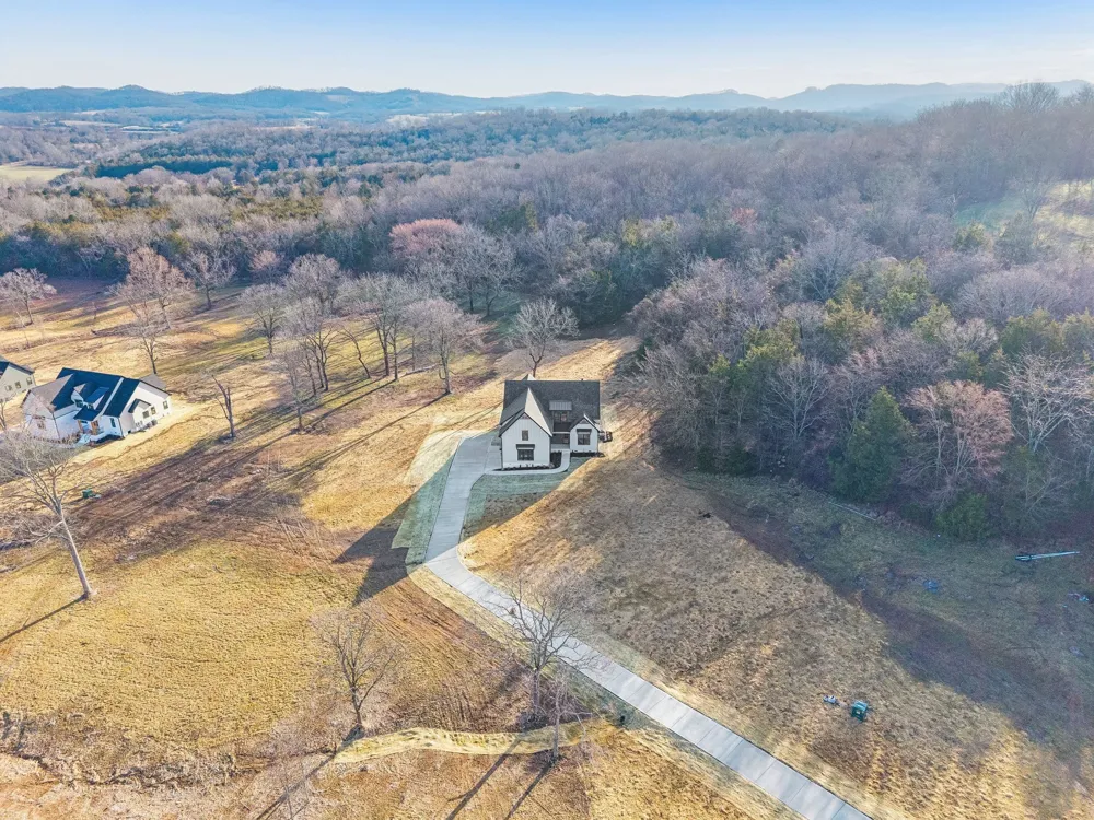 13841 Cainsville Rd Lebanon, TN 37090