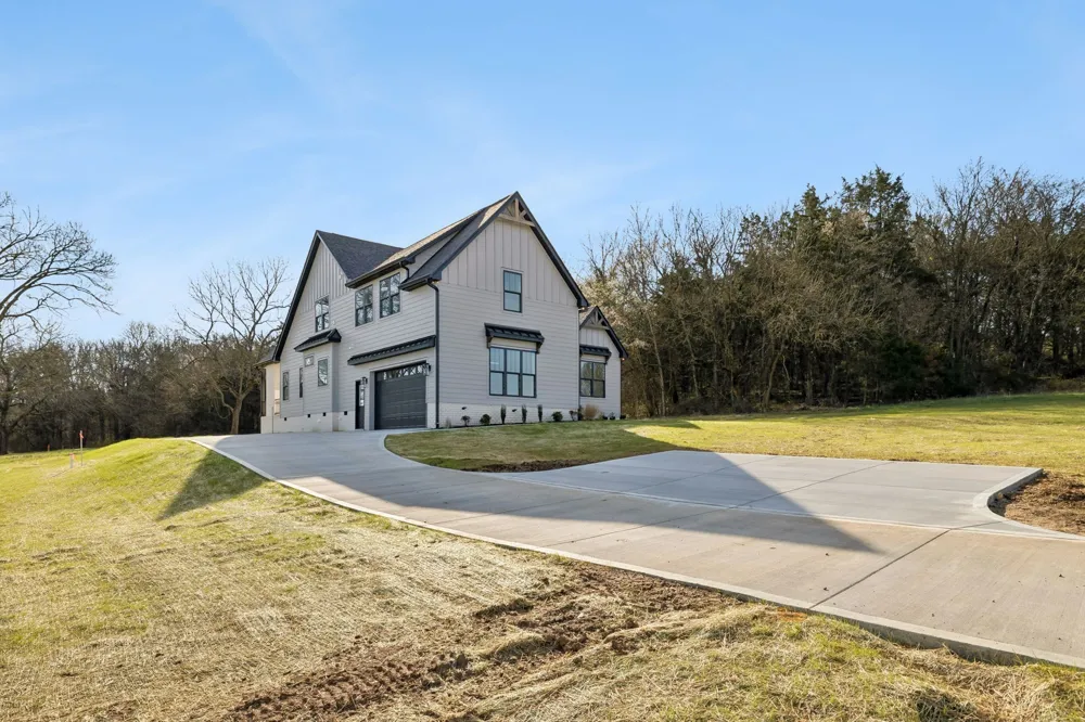 13841 Cainsville Rd Lebanon, TN 37090