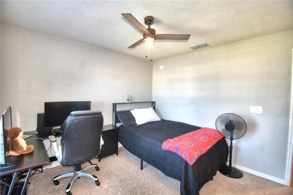 1390 MEZZAVALLE WAY Auburndale, FL 33823