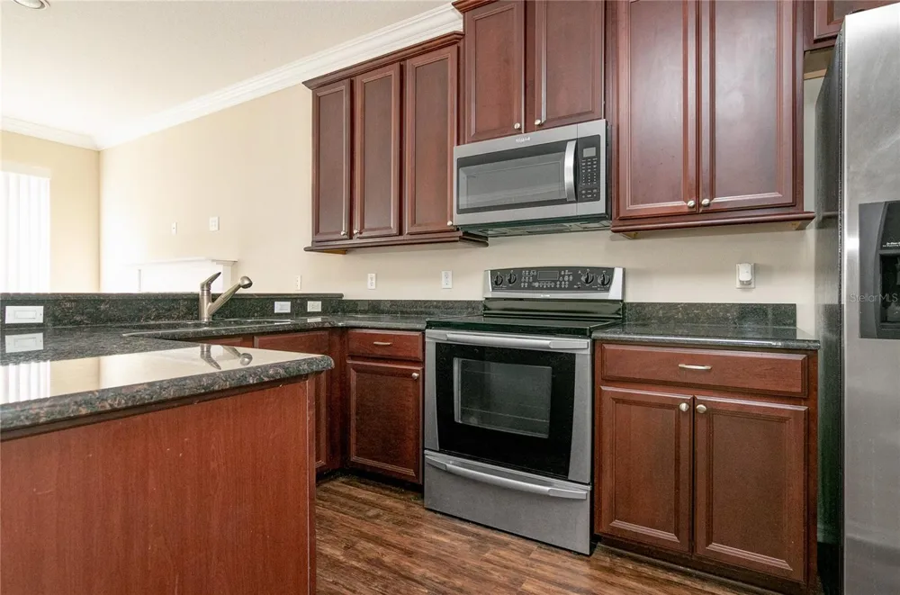 9426 SILVER BUTTONWOOD STREET Orlando, FL 32832