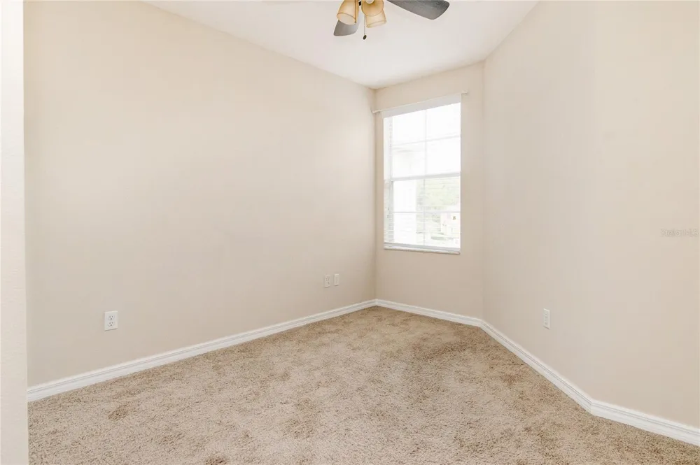 9426 SILVER BUTTONWOOD STREET Orlando, FL 32832