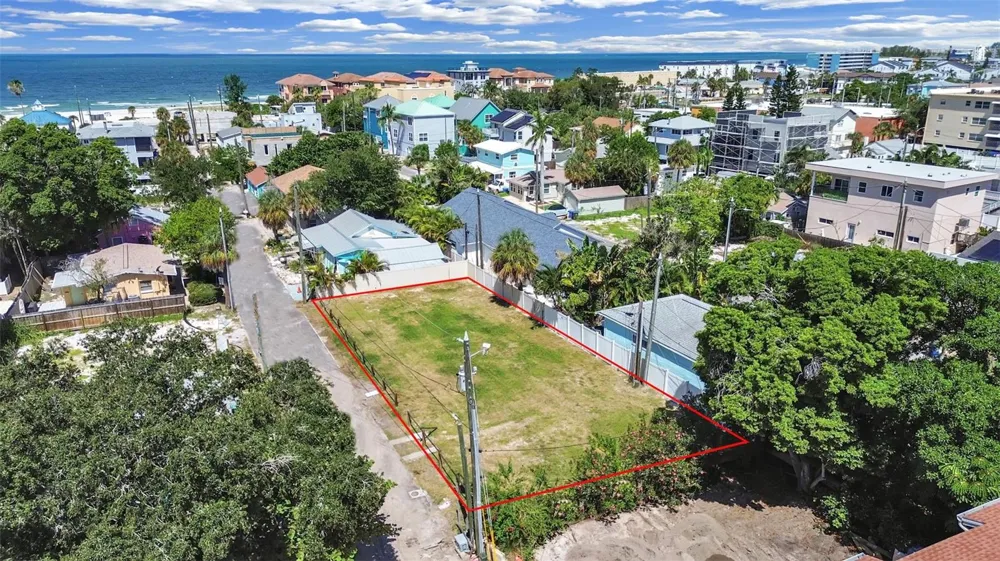 140 92ND AVENUE Treasure Island, FL 33706