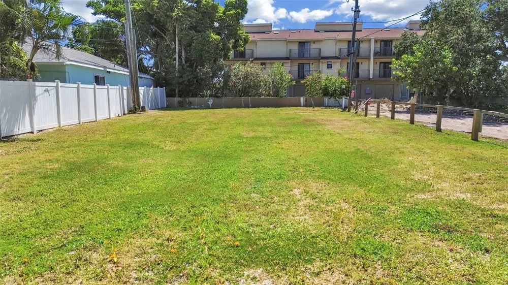 140 92ND AVENUE Treasure Island, FL 33706