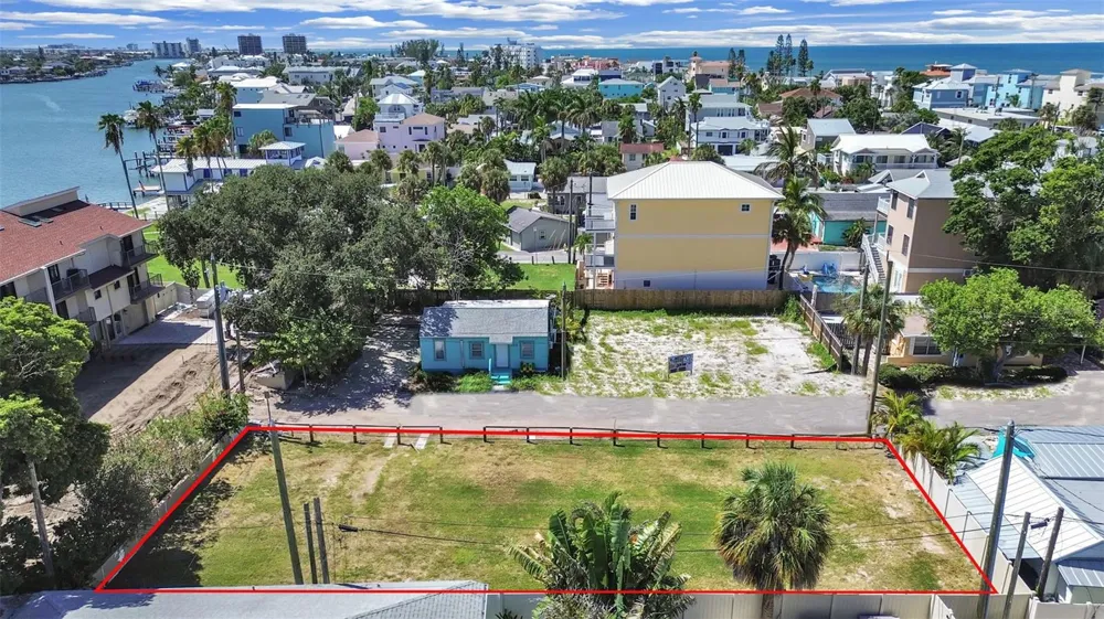 140 92ND AVENUE Treasure Island, FL 33706