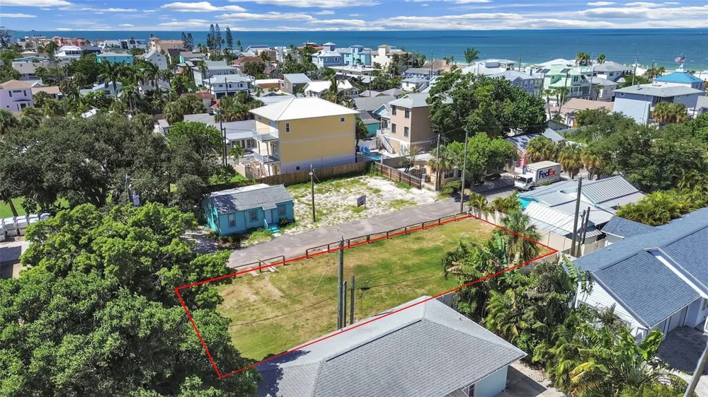 140 92ND AVENUE Treasure Island, FL 33706